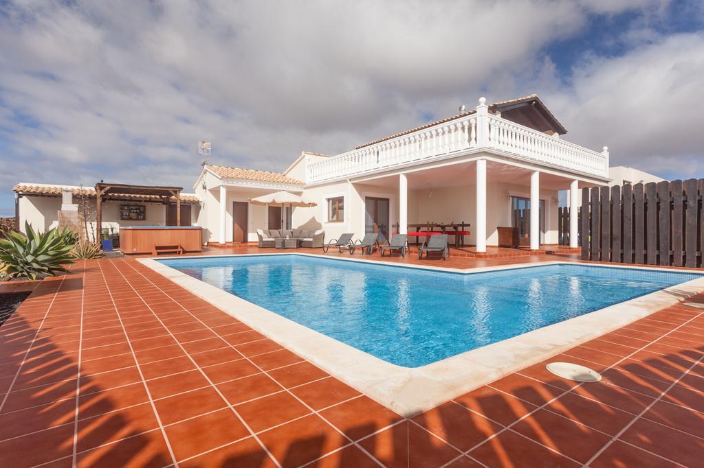 The Fit Retreat Hotel Лахарес Екстериор снимка